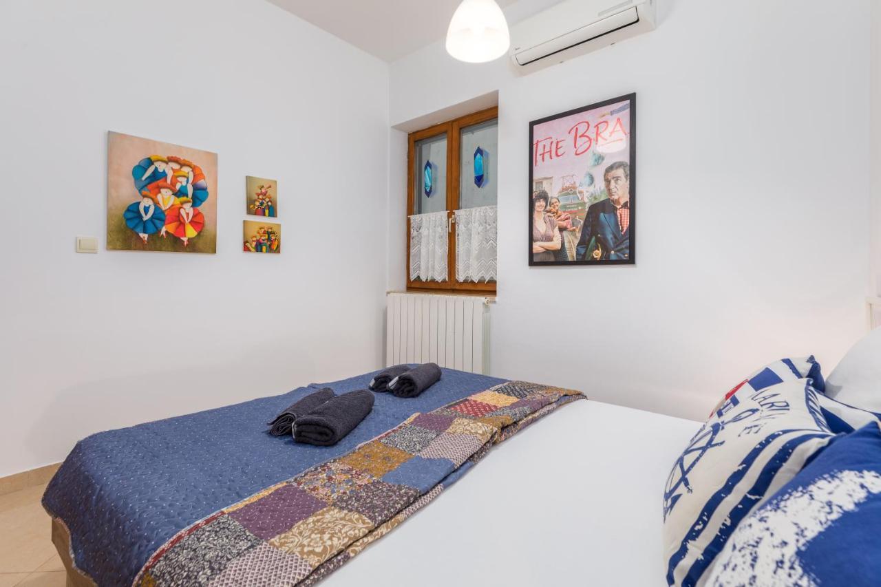 Apartment-Old Town-Dundo Pula Zewnętrze zdjęcie