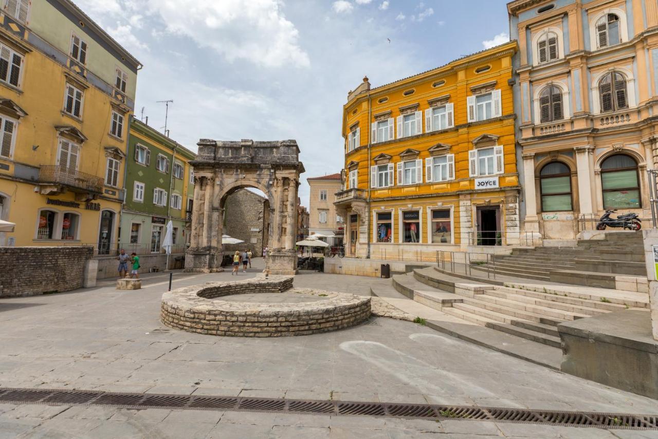 Apartment-Old Town-Dundo Pula Zewnętrze zdjęcie